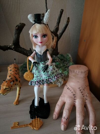 Ever After High Банни Бланк базовая