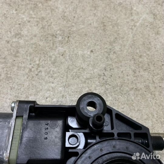 Моторчик стеклоподъемника Ford Focus 2 CB4 2008-20