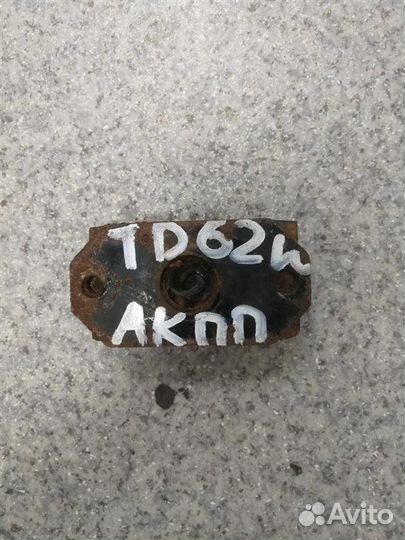 Подушка АКПП Suzuki Escudo TD62W H25A