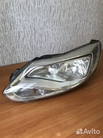 Фары переднние Форд Фокус 3 дорест