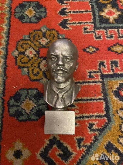 Бюст ленина СССР