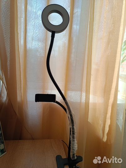 Продам кольцевую лампу и держатель для телефона