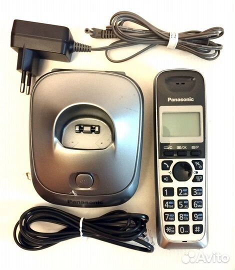 Телефон Panasonic кх-тg2511RUM