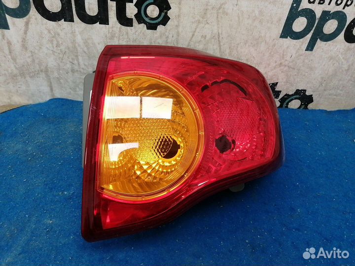 Фонарь внешний правый 81551-12A10 Toyota Corolla
