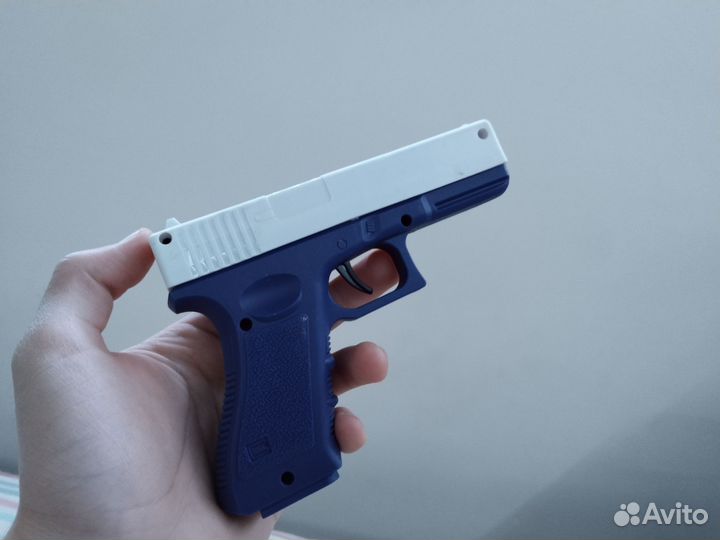 Пистолет на орбизах