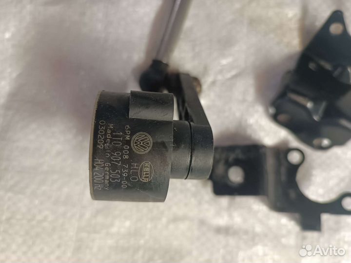 Датчик положения кузова VAG