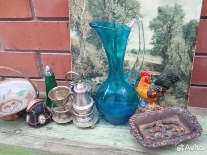 Конфетница на ножке