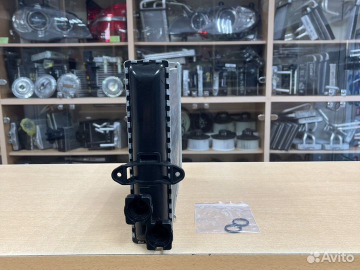 Радиатор печки Вольво S60,S80,XC90