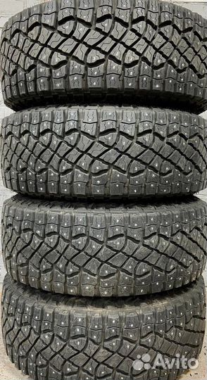 Комплект колес Dodge ram 1500 TRX зимние шипы