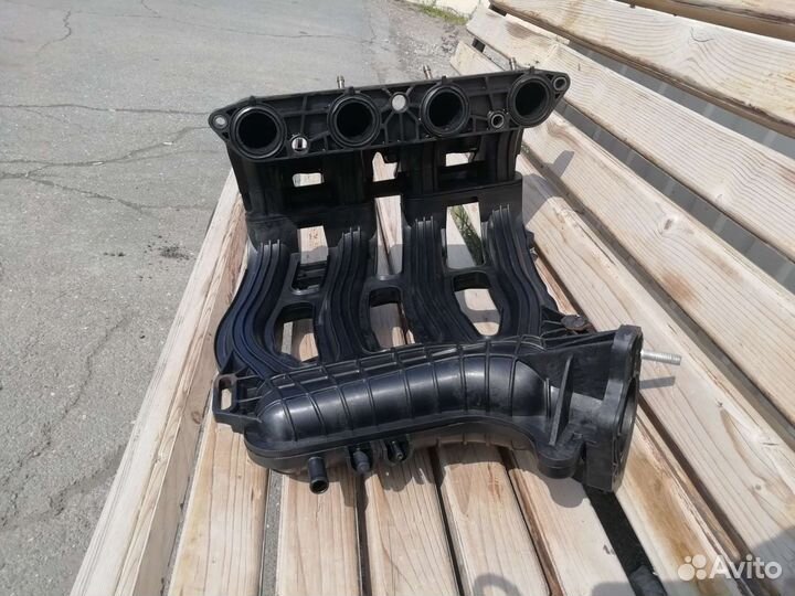 Коллектор впускной приора под мех.дроссель