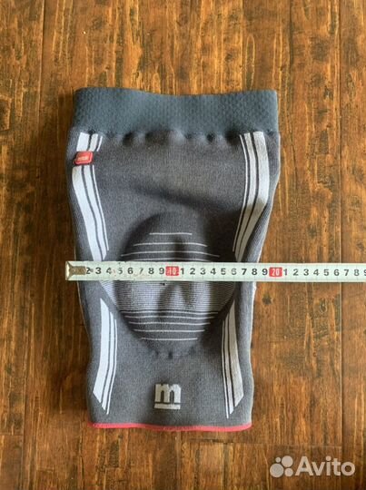 Бандаж коленного сустава medi