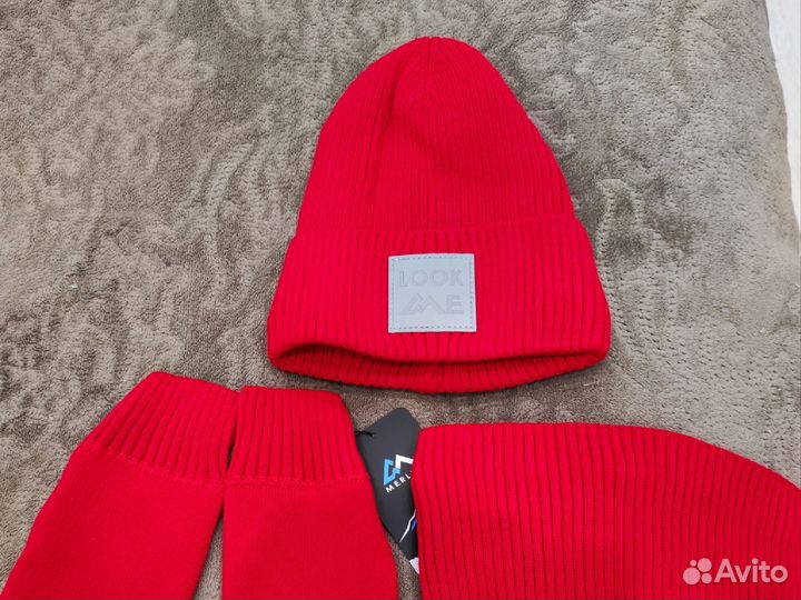 Комплект шапка шарф митенки для девочки