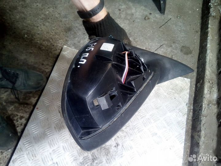 Зеркало правое Nissan Almera G15