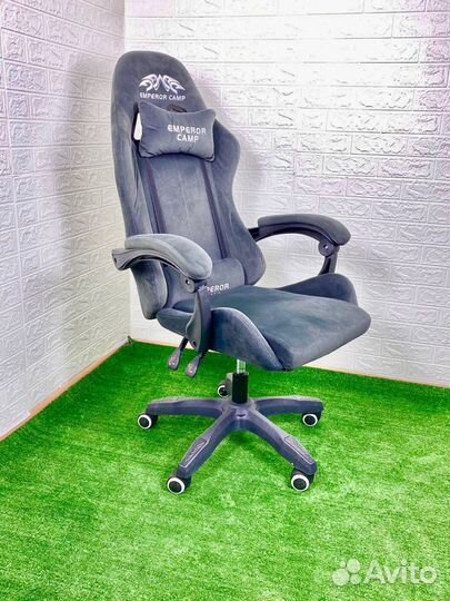 Игровое кресло черное компьютерное кресло