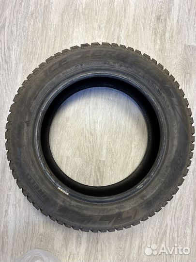 Pirelli Ice Zero 2 205/55 R16 94