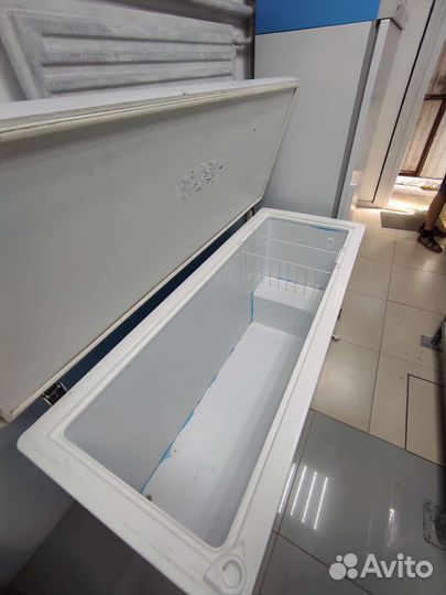 Морозильный ларь с глухой крышкой бу
