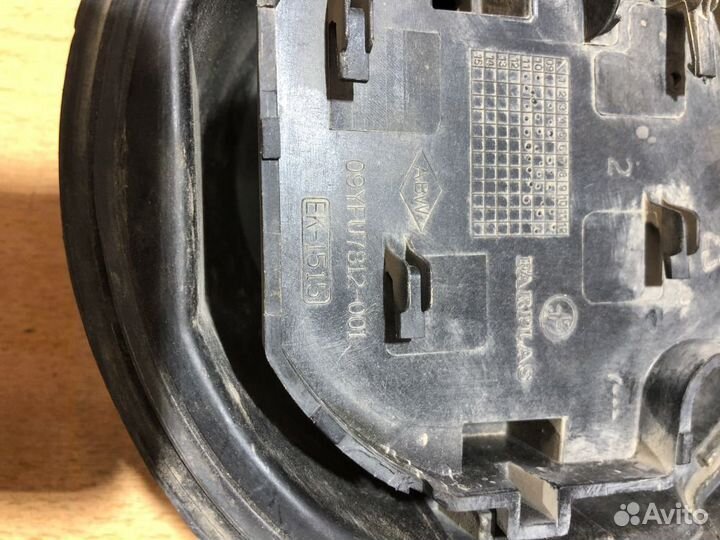 Лючок бензобака Renault Fluence