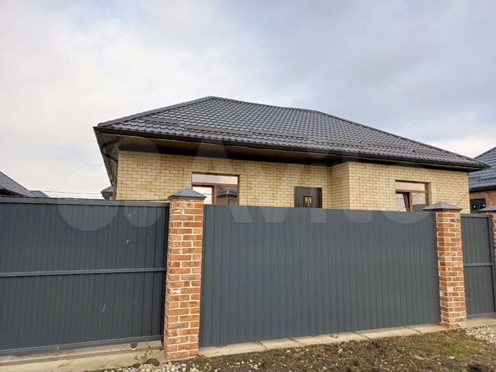 Дом 90 м² на участке 4 сот.