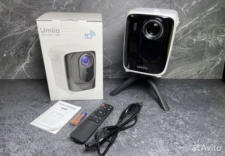 Проектор Umiio Pro
