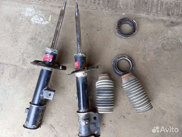 Передние стойки Киа Хундай ix35