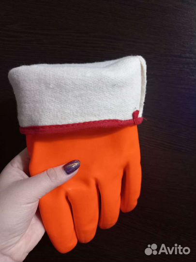Перчатки