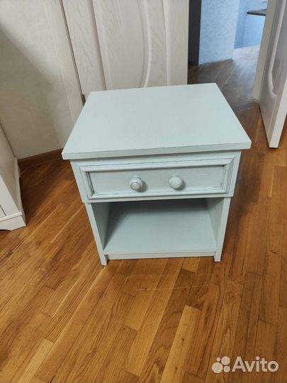Тумбочка прикроватная, шпон, отдавалась в покраску