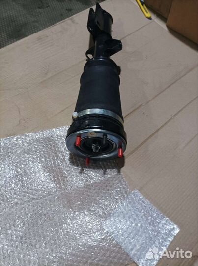 Амортизатор BMW X-5 (E53) передний, пневмо