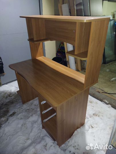 Компьютерный столик бу