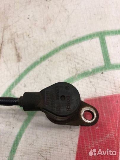 Датчик abs передний правый Toyota Avensis T25