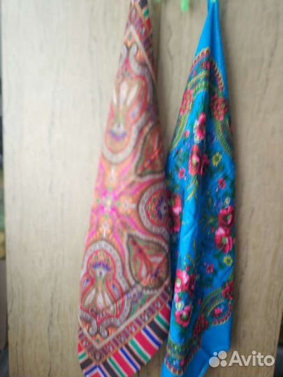 Платок с люрексом, платочки ше