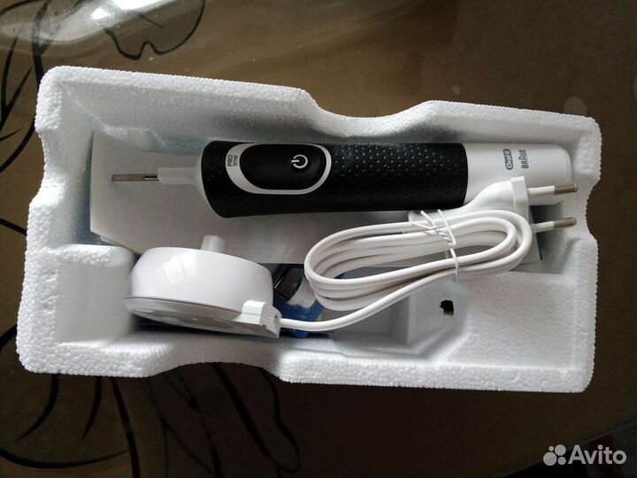 Зубная щетка oral b новая