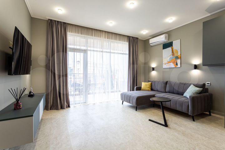 2-к. квартира, 70 м², 10/12 эт.