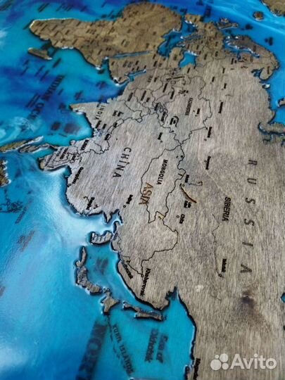 Карта мира с подсветкой из эпоксидной смолы