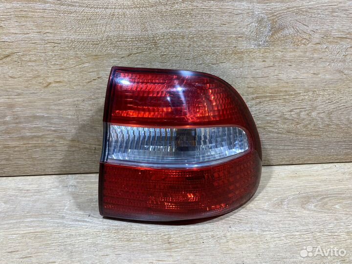 Фонарь задний правый Volvo V40 Арт. 110224