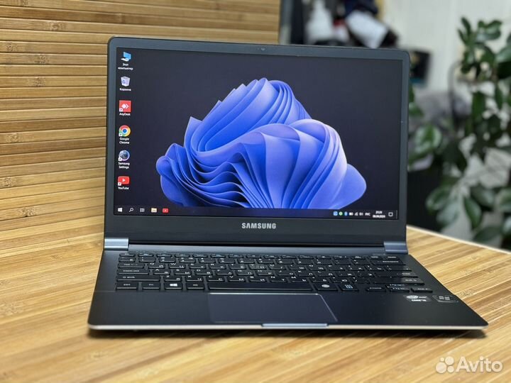 Топовый Samsung i5/4/SSD в алюминиевом корпусе