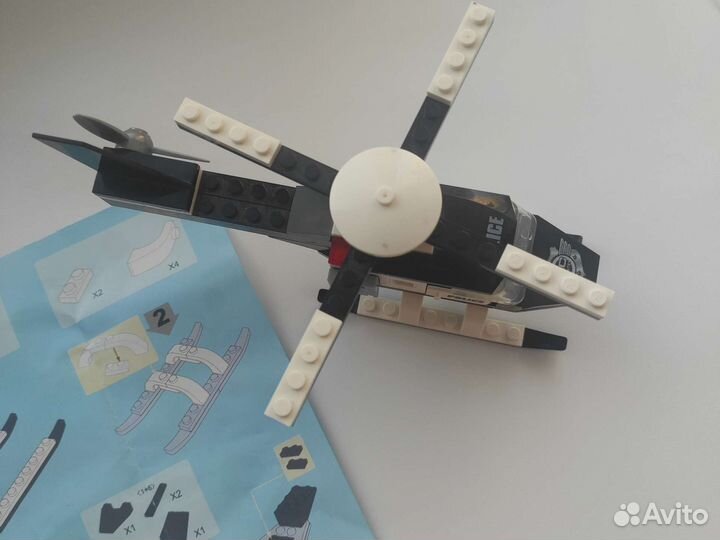 Lego вертолет