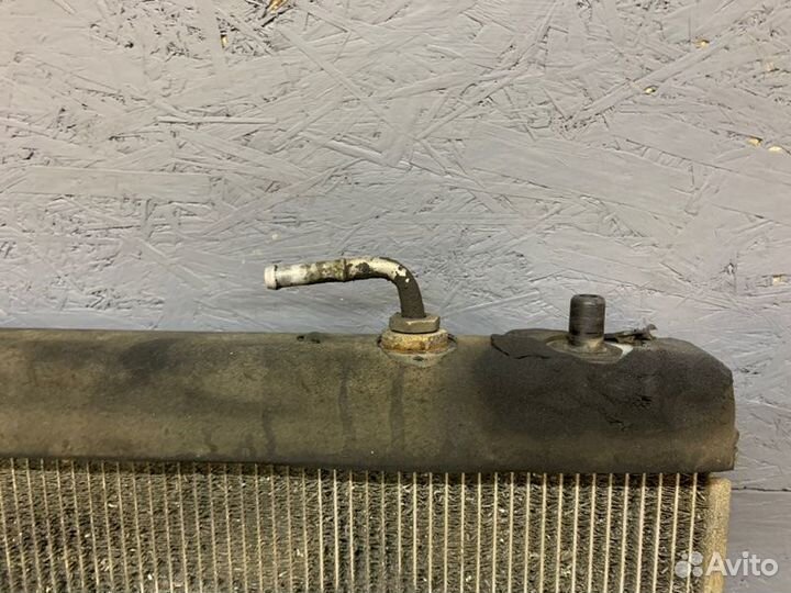 Радиатор охлаждения двигателя передний Mitsubishi