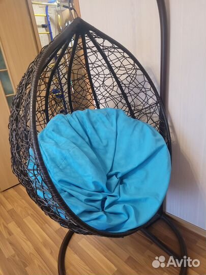 Кресло качалка из ротанга