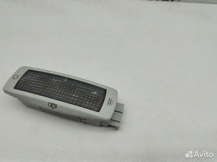 Плафон подсветки салона Volkswagen Golf MK4 1999 г