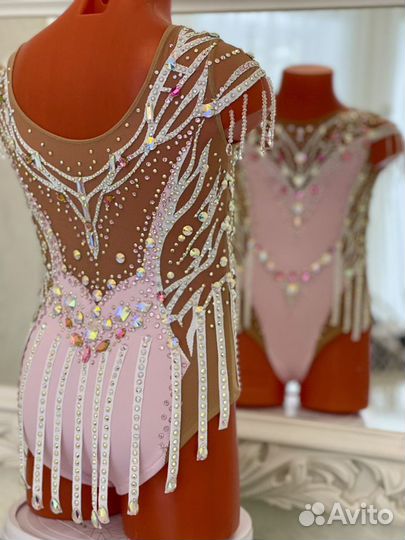 Аренда купальника по художественной гимнастике