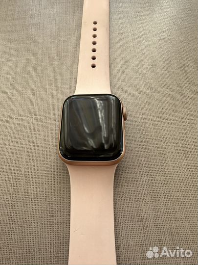 Часы apple watch 4 40 mm