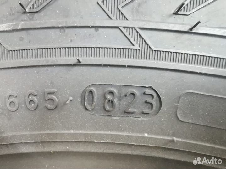 Nokian Tyres Nordman 8 SUV 215/65 R16