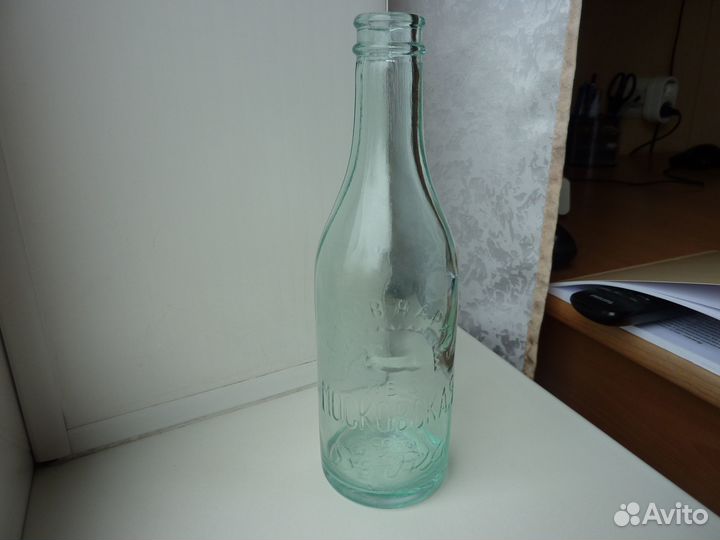 Бутылка водка московская особая ленсовнархоз лвз