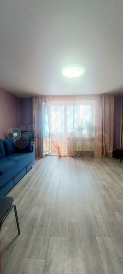2-к. квартира, 72,8 м², 1/10 эт.