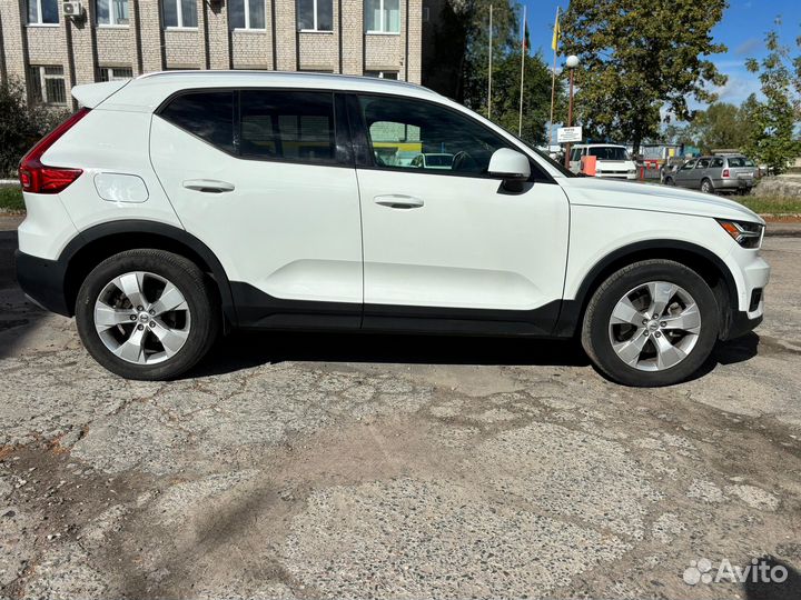 Volvo XC40 2.0 AT, 2019, 39 990 км