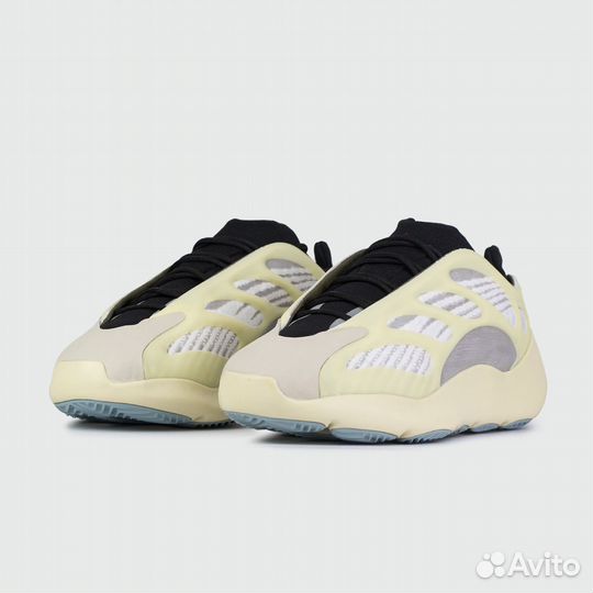 Кроссовки Adidas Yeezy Boost 700 v3 Azael