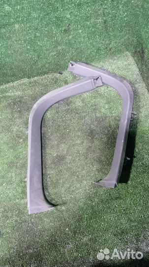 Накладка крышки багажника Ford Focus