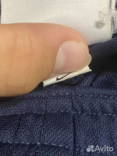 Спортивные штаны nike едет обратно