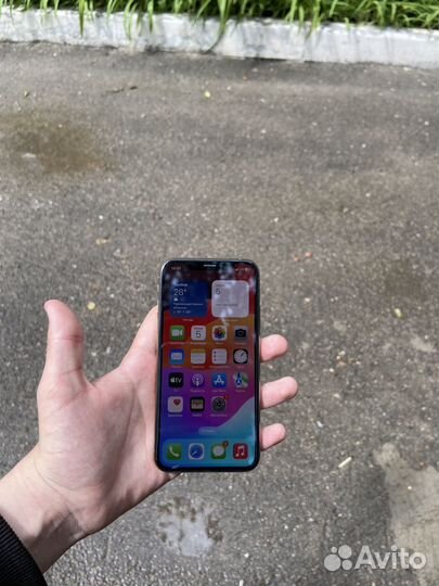 iPhone Xs, 64 ГБ