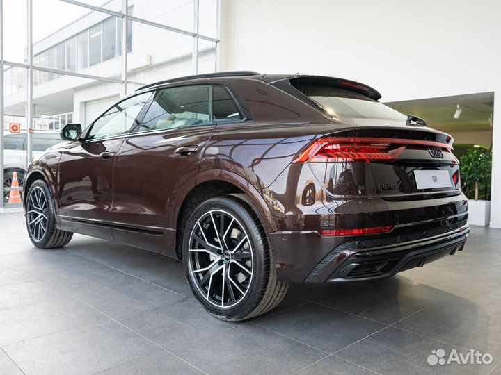 Audi Q8 3.0 AT, 2022